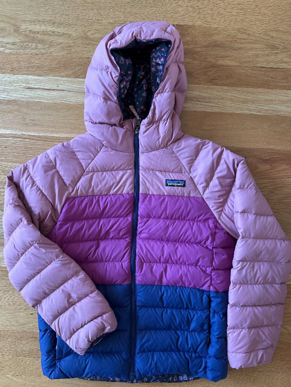 Patagonia  Kids' Reversible Down Sweater Hoody - Purple/Navy - Size Large (12)